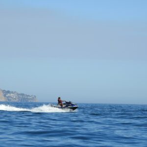 Paseo en Jetski en la Playa de Burriana Nerja